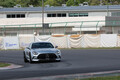 【試乗】メルセデスのスーパースポーツが4WD＋4WSでさらに激速に生まれ変わった！　AMG GTクーペをサーキットで全開走行