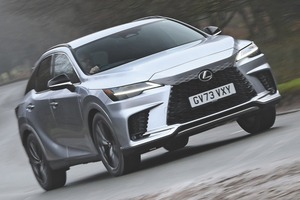 BMW X5と悩める総合力　レクサスRX　長期テスト（最終）　20年前との確かな違いとは？