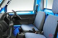 ホンダ斬新「“超レトロ”軽トラック」に反響続々！「これ純正なの!?」「軽トラなのにカッコイイ！」「ホンダ車で一番欲しいかも…」の声も！ “旧車デザイン”採用でファン歓喜の「アクティ スピリットカラースタイル」が凄かった！