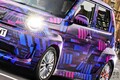 【英国】ホンダ「新型“5ドアモデル”」世界初公開へ！ 「シティ復活!?」な“丸目ライト”×ワイドフェンダー採用！ 「走り」重視のN-ONE風モデル「スーパーEV コンセプト」披露へ