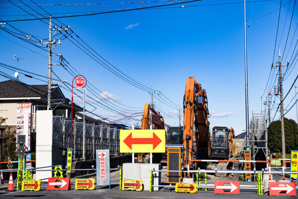 「陸橋である必要がなくなった」国道の陸橋、29年越しの撤去完了！ “セメントの街”ど真ん中の象徴消える