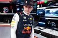 残念すよフェルスタッペンさん……ラッセルへの報復接触に元F1ドライバーが苦言「あんなモノ見たくなかった」