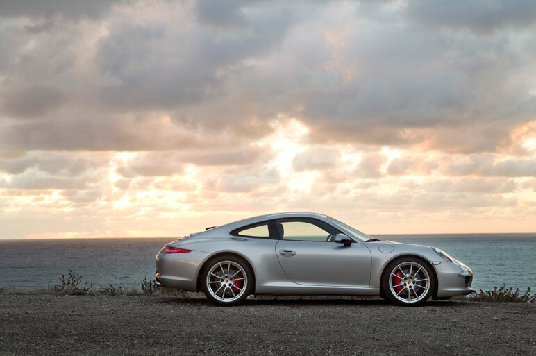 新型911、海外試乗記 無数のナゾを解明せよ