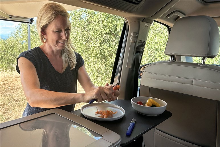 「ID.バズ」のキャンピングカーが延期された納得の理由。朗報はエンジン車「T7」ベースの新型発売