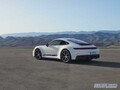 ターボ+MT仕様の硬派すぎる911がデビュー！　「ポルシェ911カレラT」の注文受付を開始