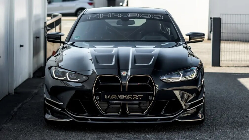 マンハートによって過激にチューニングされたBMW M4「マンハートMH4 900」は標準のM4のほぼ2倍の922馬力！