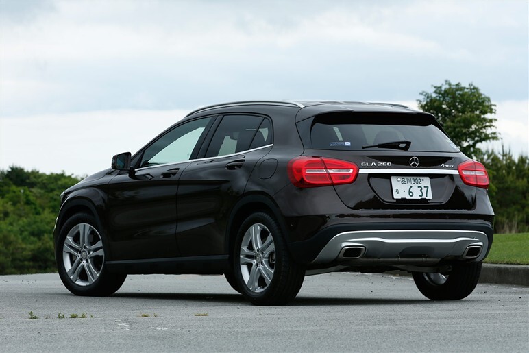 GLAクラス、オイシイとこ取りのトレンディSUV