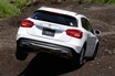 GLAクラス、オイシイとこ取りのトレンディSUV