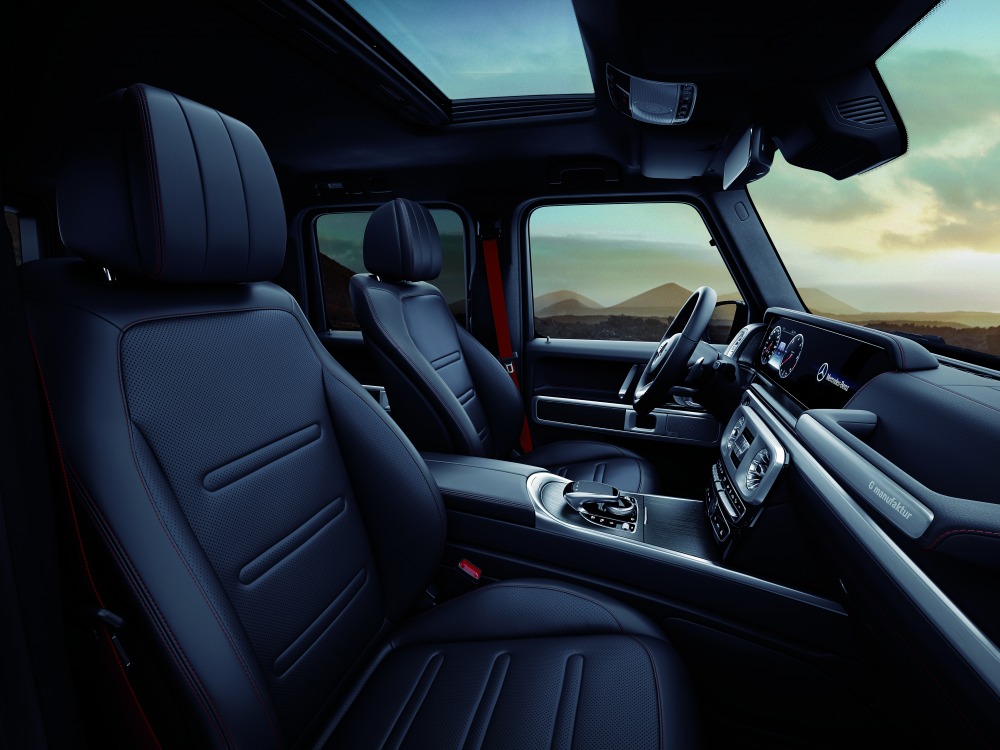 特別なgクラス メルセデス ベンツg 350 D Amg G 63に マヌファクトゥーア エディション 内装は特別なナッパレザー Autocar Japan 自動車情報サイト 新車 中古車 Carview