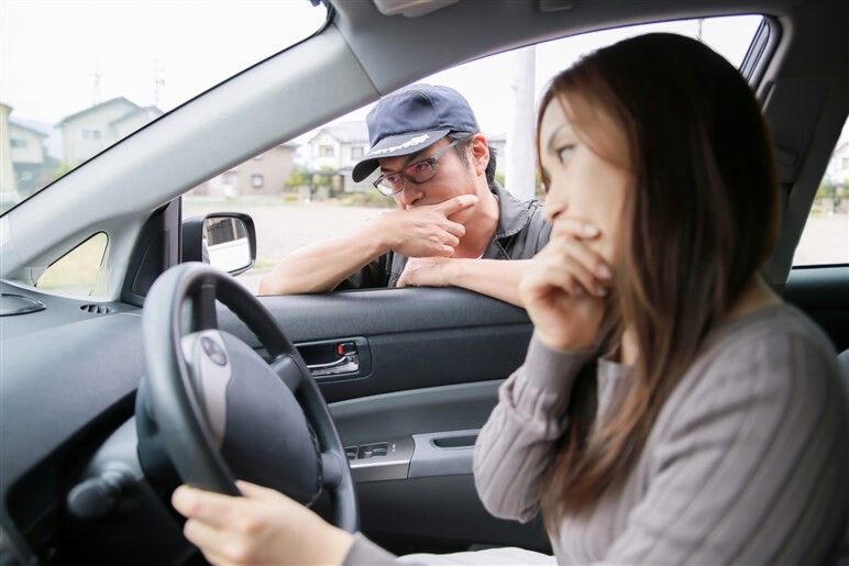 車のエンジンがかからない時の対処法。症状別に原因を詳しく解説【購入ガイド】