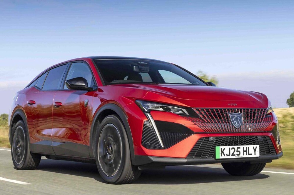 驚くほどの洗練度と一体感　プジョーE-408（2）　60km/hまでかなり活発　航続距離が長ければ