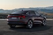 アウディの最上位EV「e-tron」がさらに未来的に。電池容量やパワーも向上