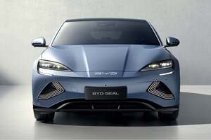 牙を剥く中国車！ 揺れる欧州EV市場──「トヨタ」「日産」が直面する生存戦略と世界覇権の行方とは