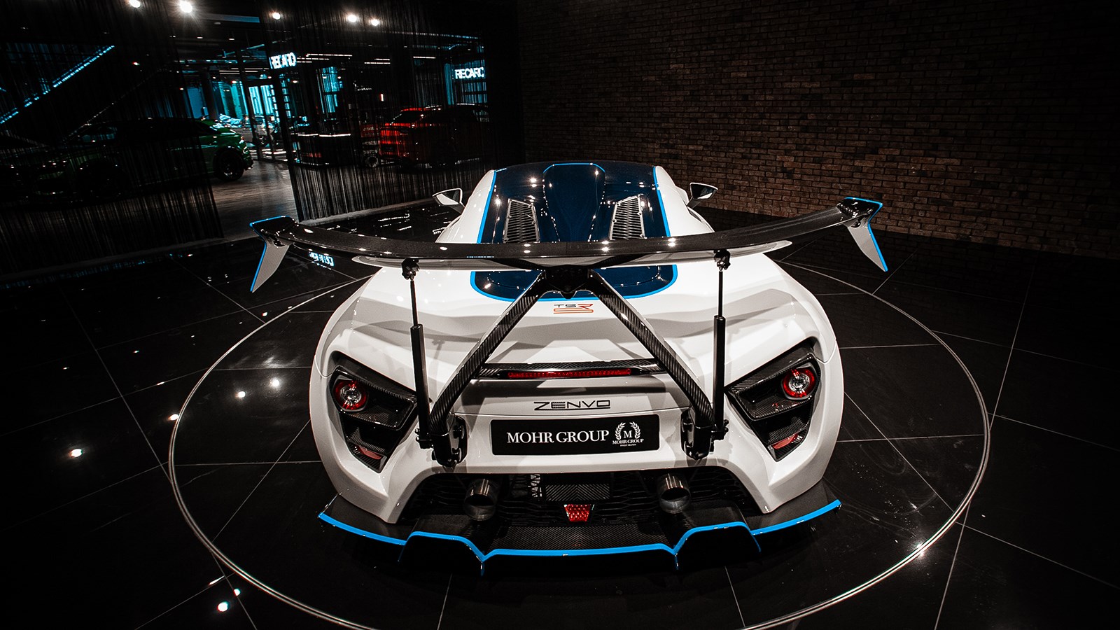 左右に傾くウイング搭載 1 9億円カー ゼンヴォtsr S グッドウッド21に出展 Carview 自動車情報サイト 新車 中古車 Carview