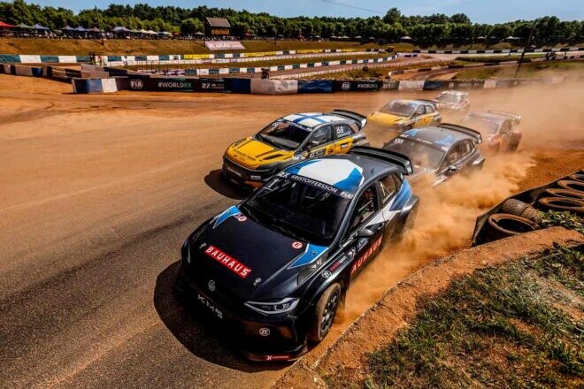 猛暑の“赤い釜”は絶対王者が予選から完全制覇。KMSが1-2達成／WorldRX第3戦