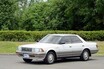 インドネシアの中古車街には日本の「実用車の旧車」がゴロゴロ！　40年も50年も余裕で走る日本車の品質はやっぱりスゴイ