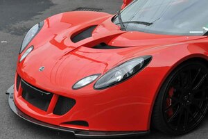 世界に13台しか存在ないヘネシー「ヴェノムGT」が8654万円で落札！じつはロータス「エクシージ」に6.2LのV8スーパーチャージャー搭載のモンスターだった