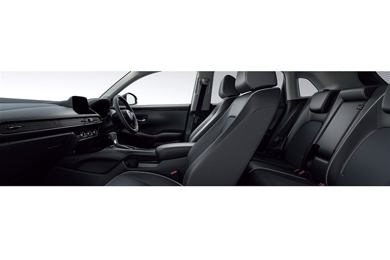 ホンダ ZR-Vの最安グレード、320万円の「X」（ガソリン）はアリなのか？　装備を細かくチェックしてみた