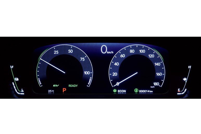 ホンダ ZR-Vの最安グレード、320万円の「X」（ガソリン）はアリなのか？　装備を細かくチェックしてみた