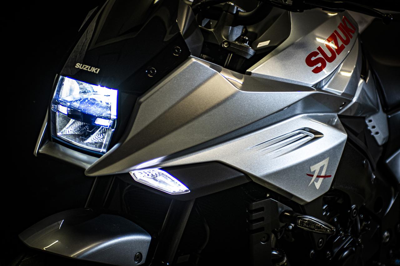 バイクは カッコイイこと が絶対条件 いわゆる カタナ世代 じゃないライダーは新生 Katana をどう感じる 個人的スズキ最強説 Suzuki Katana 試乗インプレ デザイン 編 Webオートバイ 自動車情報サイト 新車 中古車 Carview