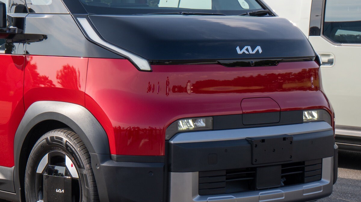 ハイエースに韓国メーカーが挑戦状!?　ヒョンデグループの「Kia」が日本市場に導入する最初のモデル「PV5」とは