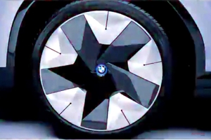 BMW iX3発表目前　ホイール／グリル画像　電動SUVが北京ショーに