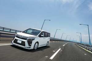 家族みんなが大満足〈トヨタ・ノア＆ヴォクシー＆エスクァイア〉乗り味重視の最強車高調がパワーアップ！