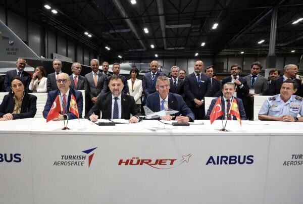 トルコ航空産業が「欧州最大手メーカー」とまさかのタッグ！ 目指すはスペインの空を飛ぶ”トルコ国産ジェット機”って!?