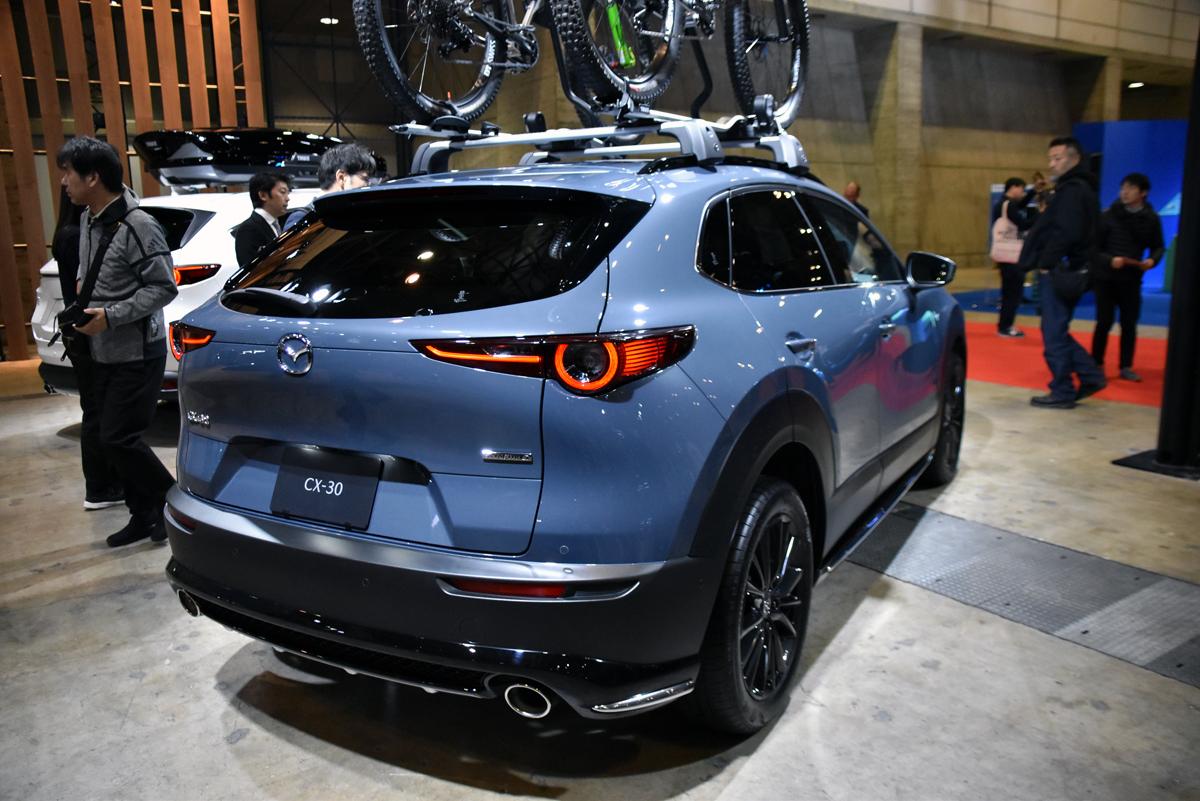 マツダは Cx 30 Signature Style を発表 輸入車オーナーを狙う洗練された見た目を実現するパーツを装着 東京オートサロン Web Cartop 自動車情報サイト 新車 中古車 Carview