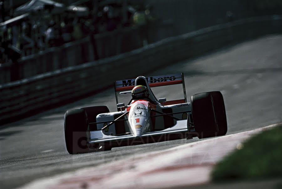アイルトン セナが僕をf1にのめり込ませた 連載第1回 熱田護の勝手に片思い Driver Web 自動車情報サイト 新車 中古車 Carview