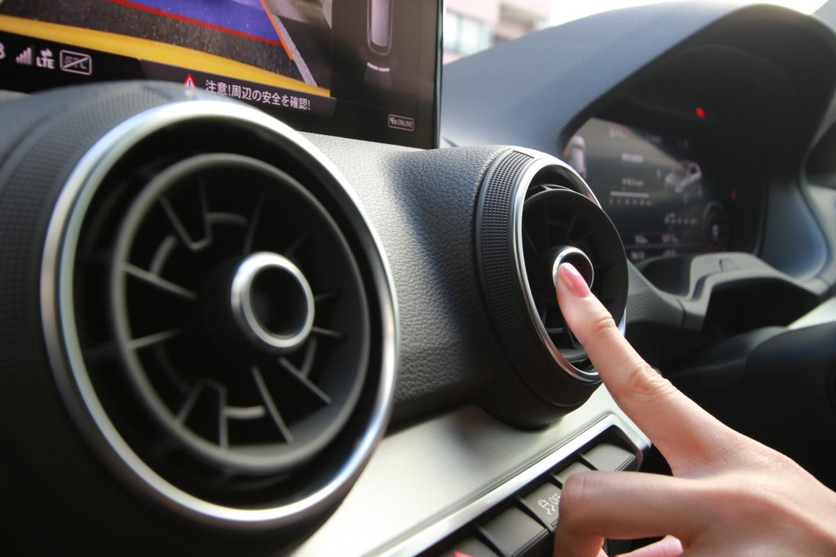 カーエアコンの効きを取り戻すと噂の エアコンガスクリーニング の効果はあるのか Web Cartop 自動車情報サイト 新車 中古車 Carview