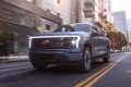 アメリカで最も売れているフォードF150にEV版の「ライトニング」が登場。日本人の想像の上を行く衝撃が走る理由とは？