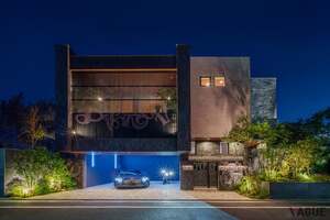 フランク ミュラーの世界観を完全再現した邸宅が目黒に誕生！ おなじみのビザン数字が織りなす“究極のラグジュアリー空間”とは