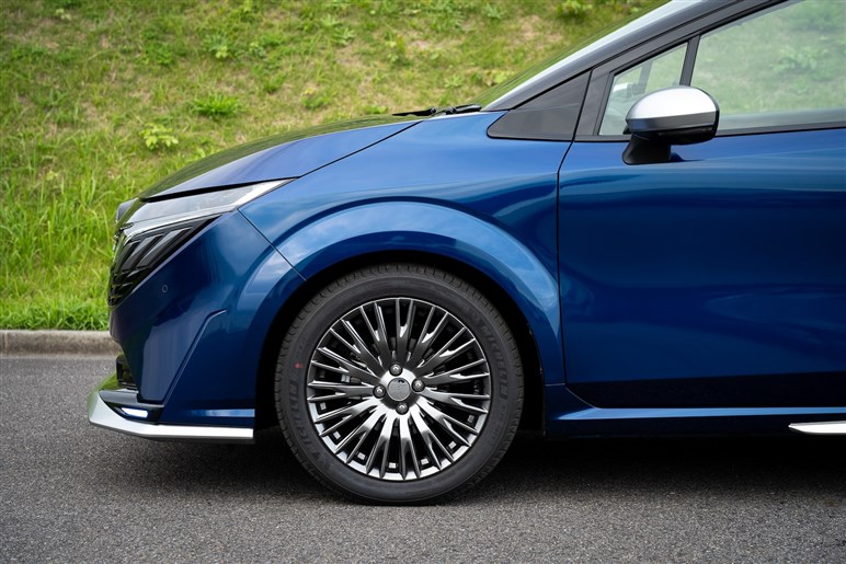 【究極系ノートオーラ】デザインも中身も本気な「オーテック・スポーツスペック」登場。NISMOとの違いは？