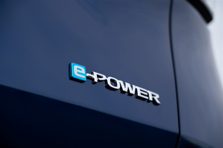 【究極系ノートオーラ】デザインも中身も本気な「オーテック・スポーツスペック」登場。NISMOとの違いは？