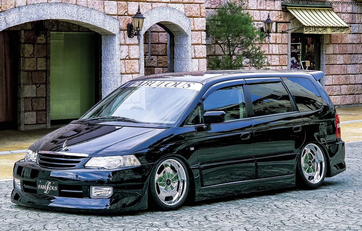 Vip系 に シンプル ラグジュアリー 系も 激アツだった2代目オデッセイカスタムを振り返る Auto Messe Web 自動車情報サイト 新車 中古車 Carview