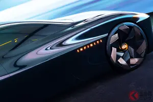 日産「次期型スカイライン」に“反響殺到”！「ハコスカの“サーフライン”復活か」「頼むぞ日産！」のアツい声も！ 伝統の「ロングノーズ＆ショートデッキ」採用した“旧車デザイン”で登場!? ファン待望の「14代目セダン」どうなる！