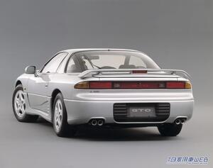 「重戦車」か「韋駄天」か？ライバルをハイテク装備で無理やりねじ伏せた、異色のハイパフォーマンスカー【圧倒的な加速は今でも魅力】
