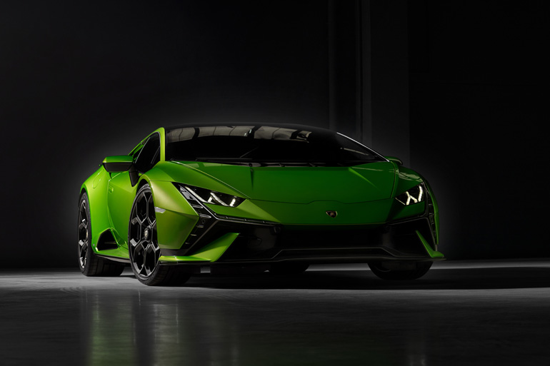 最高出力640ps 0 100km H加速は3 2秒 後輪駆動v10エンジンを搭載したランボルギーニ ウラカン テクニカ 降臨 Dime 自動車情報サイト 新車 中古車 Carview