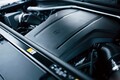 贅を尽くす──新型レンジローバーSV P615試乗記