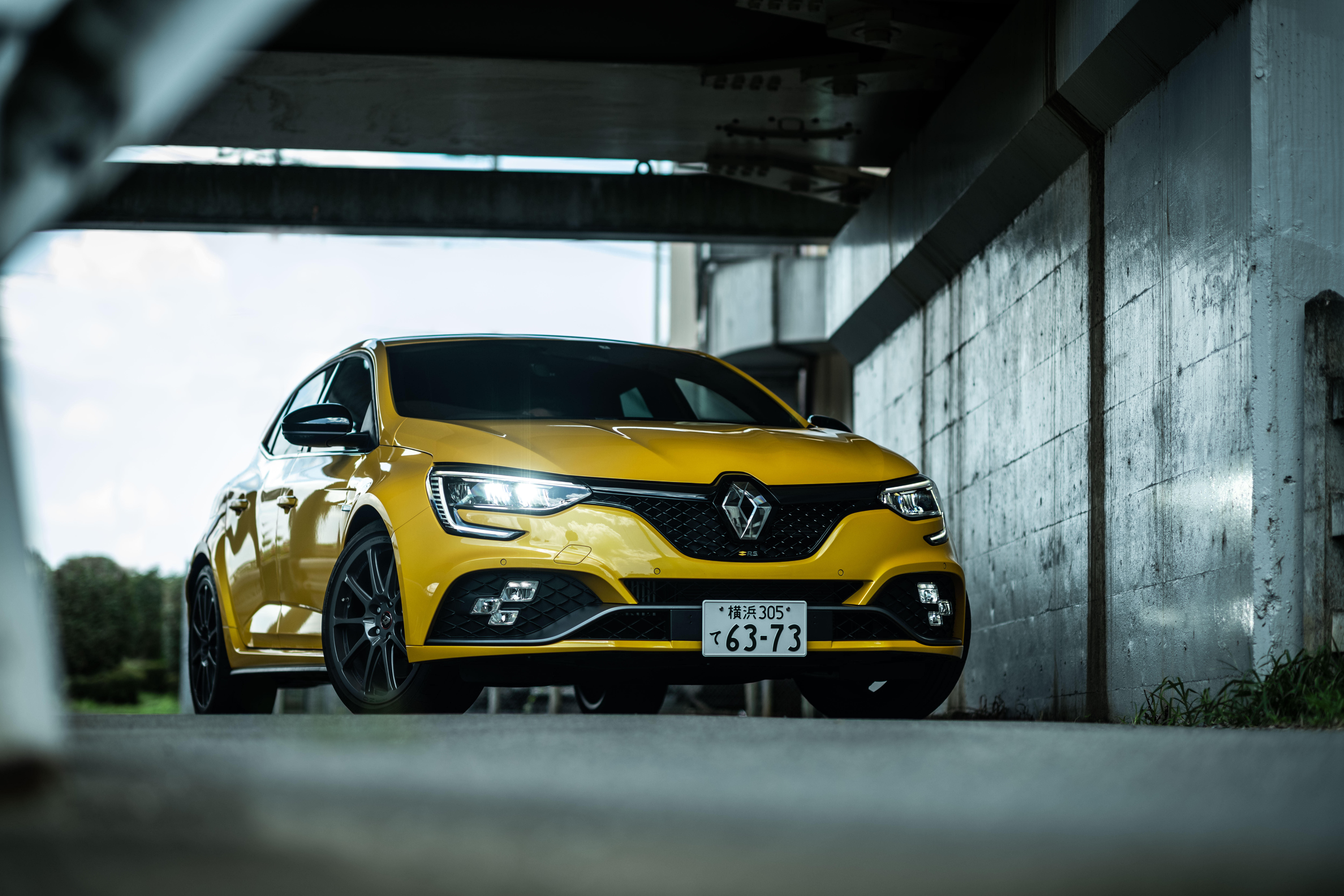 やっぱりホットハッチの Mt は面白い 新型ルノー メガーヌr S トロフィーmt試乗記 Gq Japan 自動車情報サイト 新車 中古車 Carview