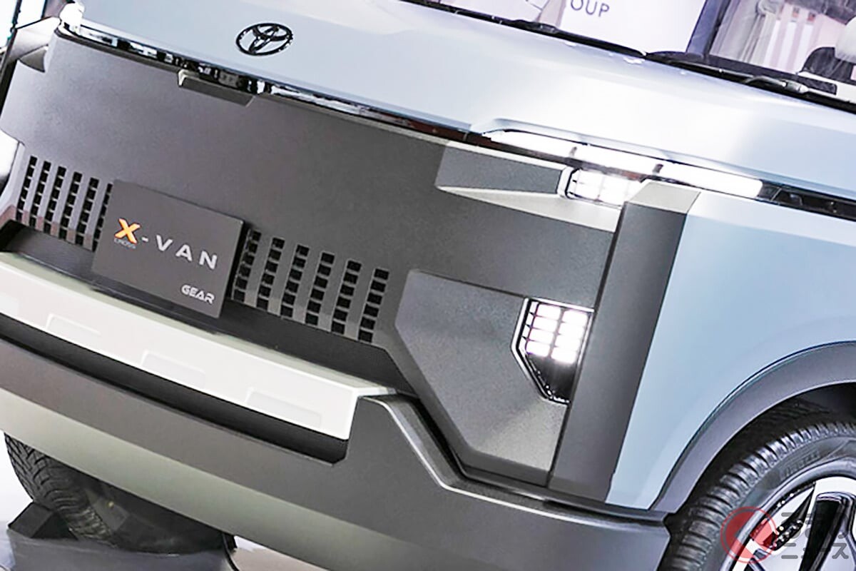 トヨタの「斬新“SUV”ミニバン」に注目！ スゴい「大きなスライドア」×全長4.7m級の「ちょうどイイサイズ」！ ゴツいデザインもカッコいい「クロスバン ギア」コンセプト市販化の可能性とは