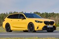 V8ステーションワゴン一騎打ち！アウディRS 6アヴァント パフォーマンスとBMW M5ツーリングのガチンコ勝負　最終勝者は？