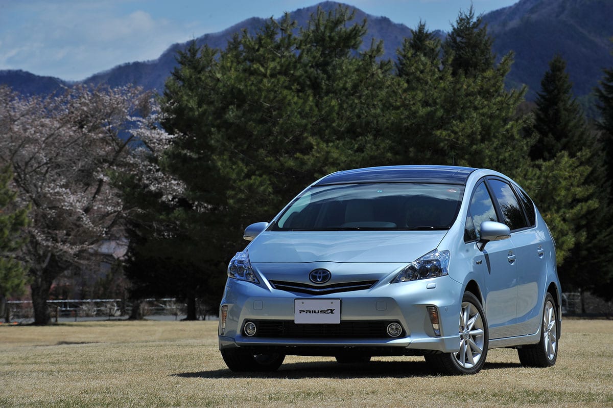 トヨタ プリウスa 11年5月 14年11月 中古車選びに役立つ 当時モノ 新車レビュー 試乗記 スタイルワゴン ドレスアップナビ の写真 2ページ目 自動車情報サイト 新車 中古車 Carview