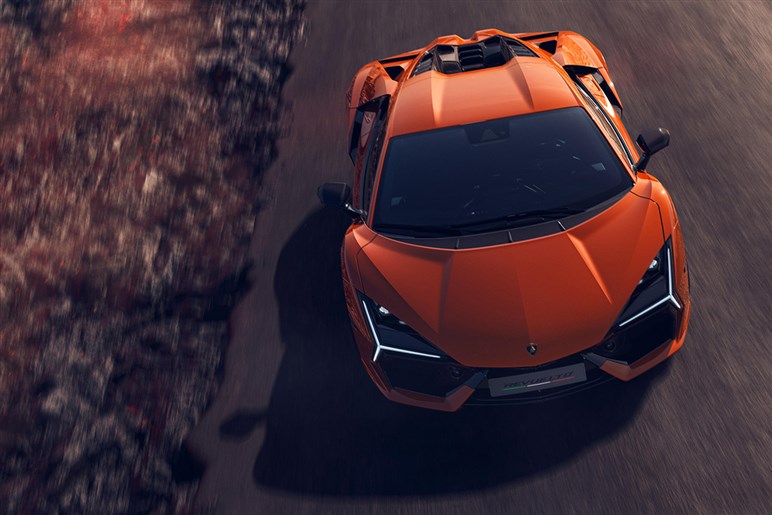 カーボン満載で371万円！ レヴエルト用ボディキットは限定50台、スーパーカーなら当然？