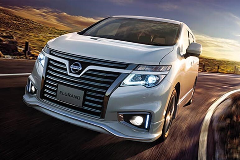 エルグランドの乗り心地はどう変わった？競合車アルファードと徹底比較【購入ガイド】