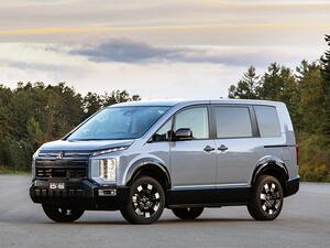 三菱が新型デリカD：5の予約注文を受付開始。デリカミニとeKスペースは発売を開始