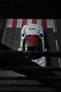 無冠の帝王、スターリング・モス卿へのオマージュ…マセラティの新型スーパースポーツカー「MC20」プロトタイプ