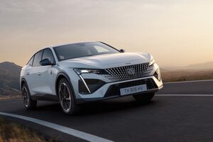 プジョー「408」 新開発のマイルドハイブリッド導入！燃費と快適性がさらに進化