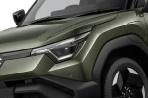 スズキ新型「コンパクトSUV」は往年の車名の復活!? そんなのあったっけ？ 初のEV「eビターラ」の意外なルーツとは